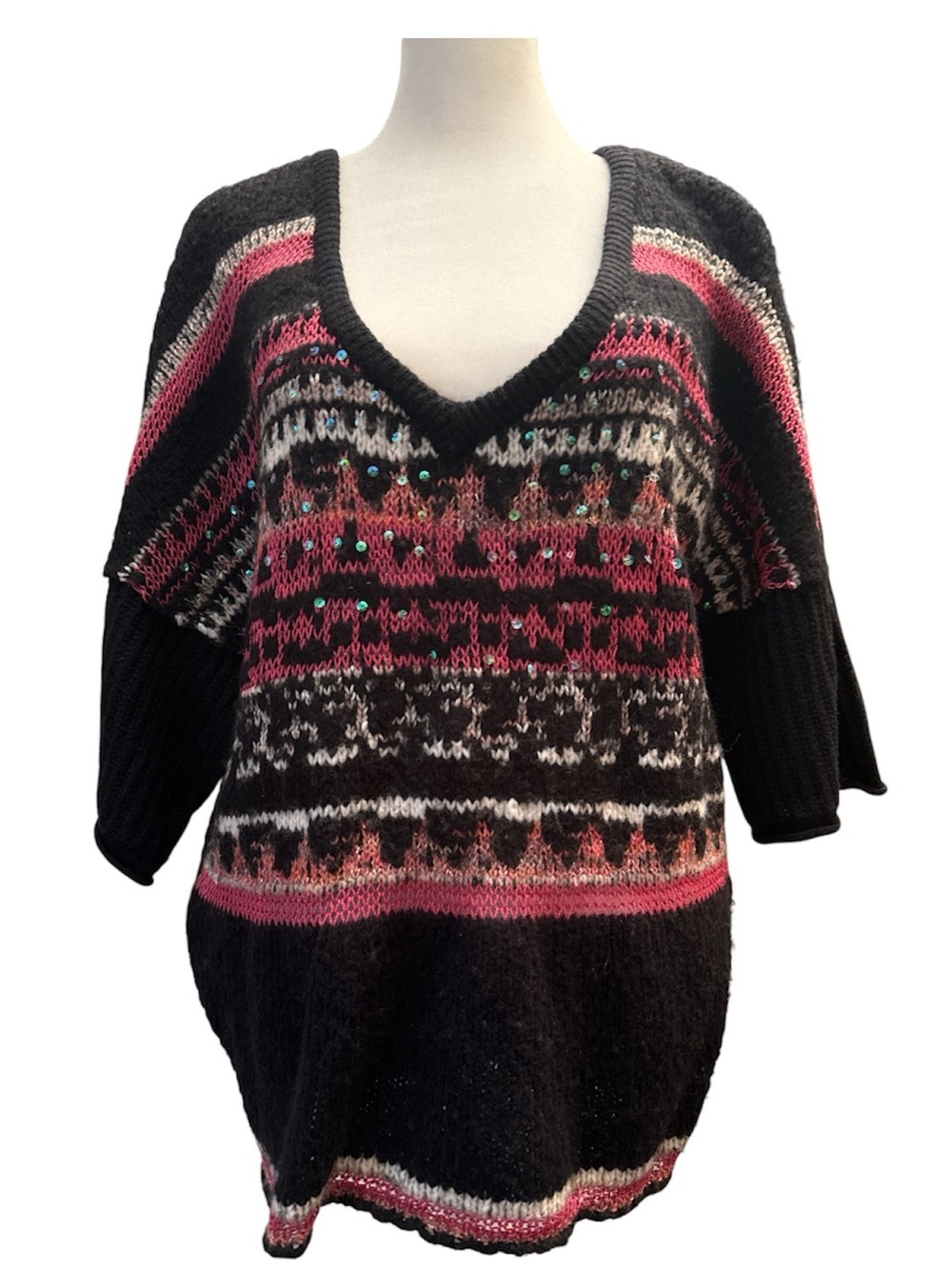 Free People Black and Pink Patterned V-Neck Sweater